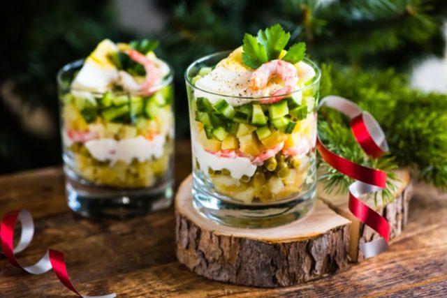 5 смачних новорічних салатів і закусок з доступних інгредієнтів